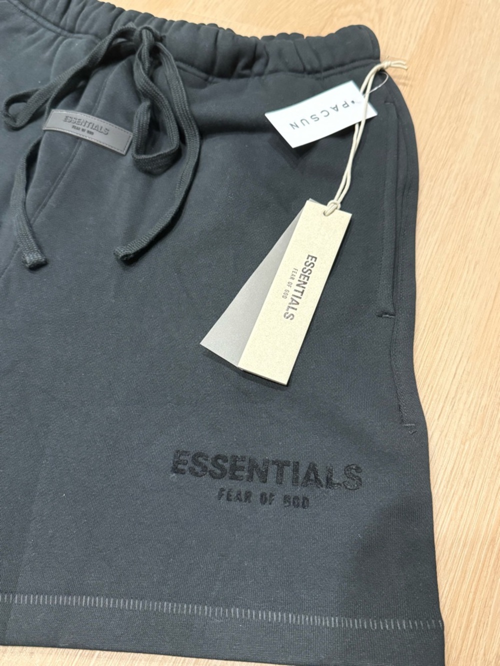 Fear of God Essentials Stretch Limo Sweat Shorts - Picture 2 of 4